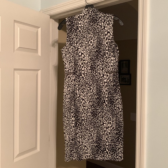 Guess by Marciano dress - Picture 5 of 6